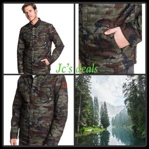 🌲 Quiksilver Broken Nose Jacket - Crucial Camo NWT 🌿